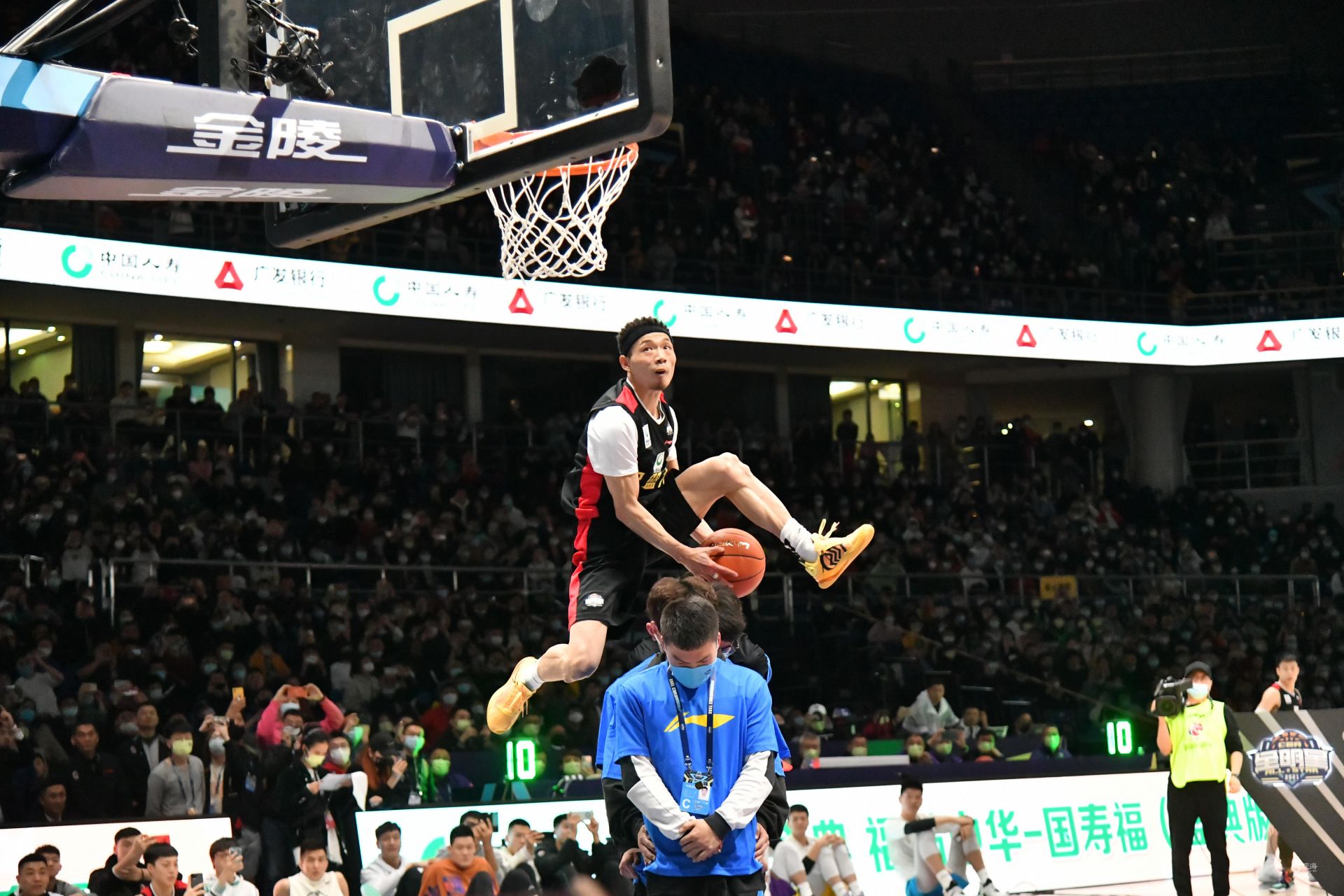 和稳定的防 和稳定的防